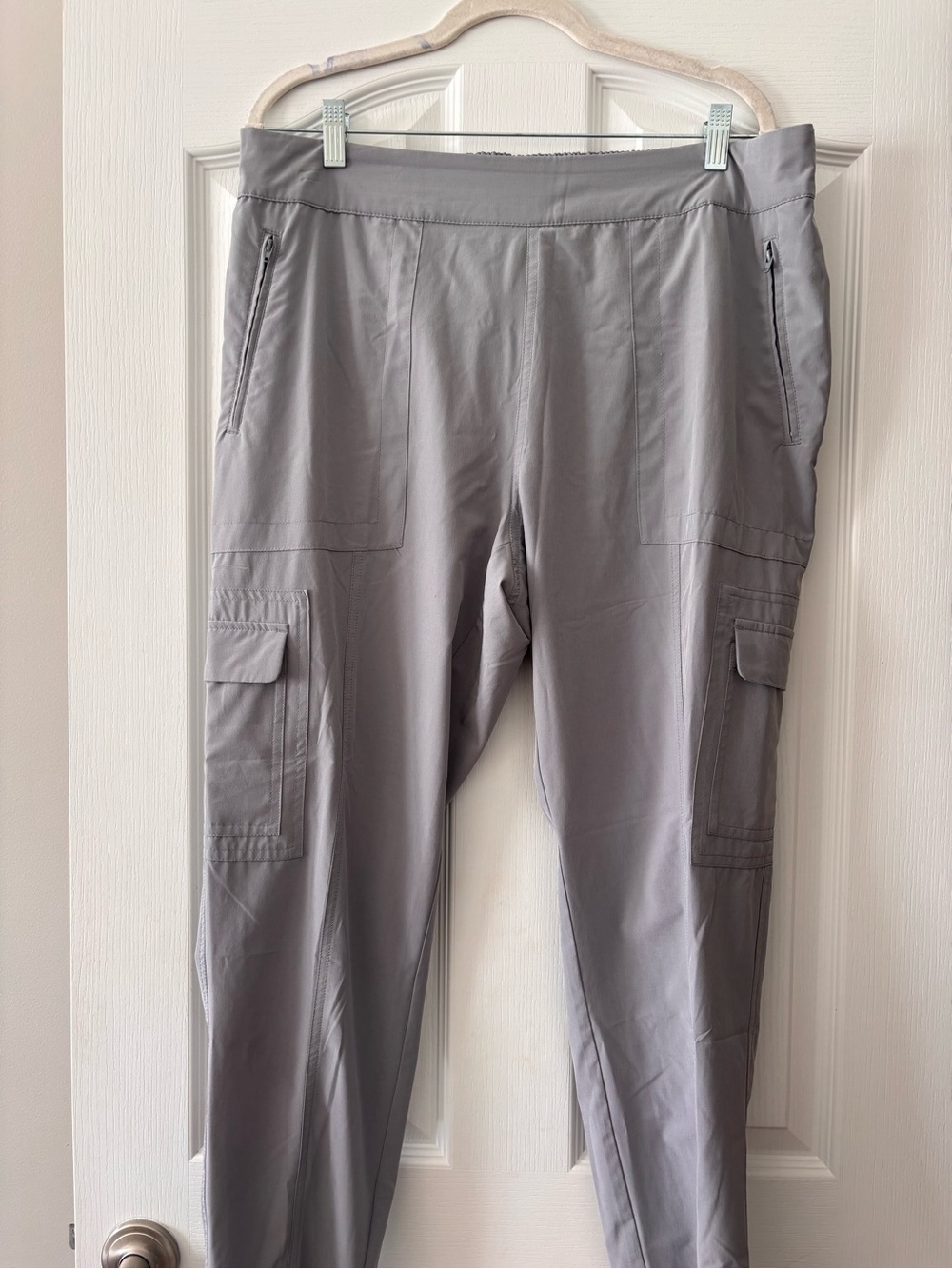 Bass Light Gray Cargo Pants